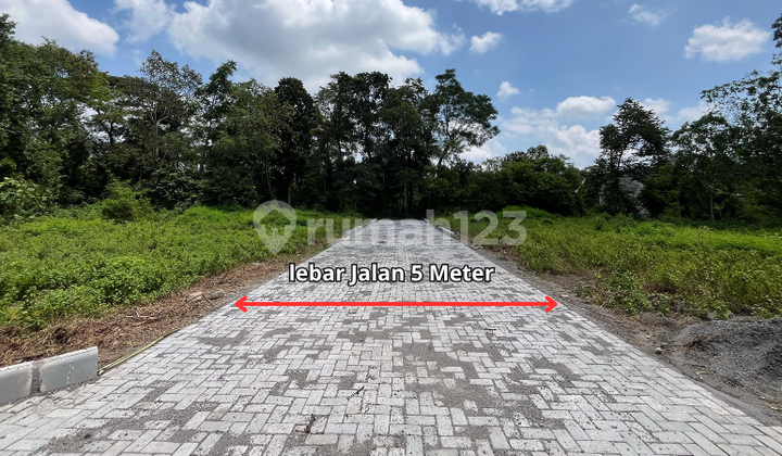 Strategic 5 Minutes to Jogja - Solo Road, Ideal for Investment and Luxury Residences