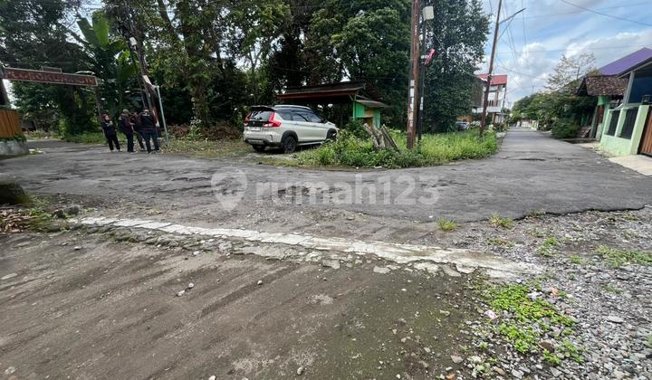 SHM Land for Yard, North of Maguwoharjo Stadium