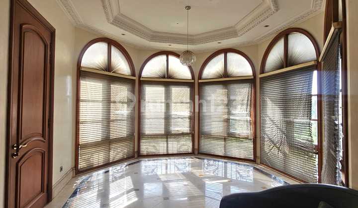 Rumah Mewah di Taman Kedoya Baru Jakarta Barat 2