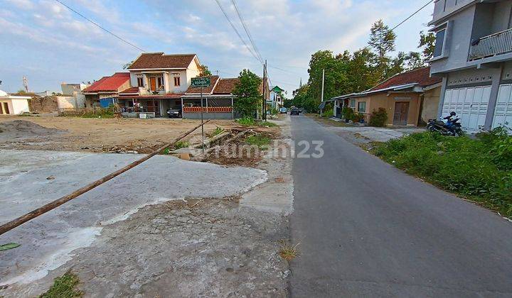 Utara Kampus Sanata Dharma Maguwo Jogja, SHM Bisa Cicil 2