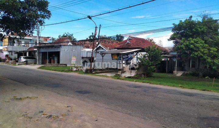DIJUAL MURAH TANAH BONUS BANGUNAN PINGGIR JALAN RAYA BARAT DEKAT KAMPUS UNESA 1