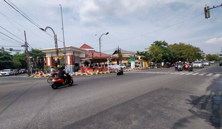 Tanah di Jalan Nitikusumo
, Madiun SHM 102 m² 2