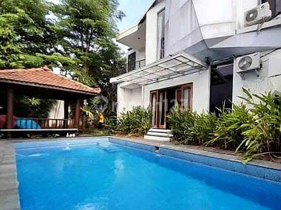 Rumah Mewah Dijual Jl. Sisingamangaraja Mergangsan Kota Yogyakart 1