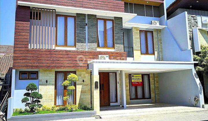 Rumah Mewah Furnished 2 Lantai Gedong Kuning Kotagede Yogyakarta 1