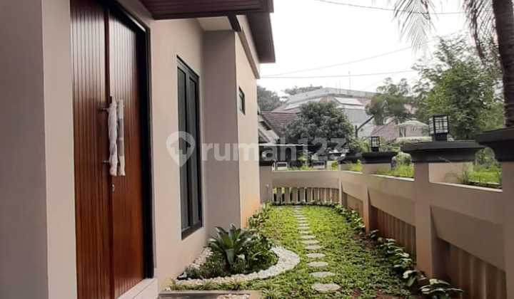 Rumah Baru Mewah di Villa Melati Mas, Serpong