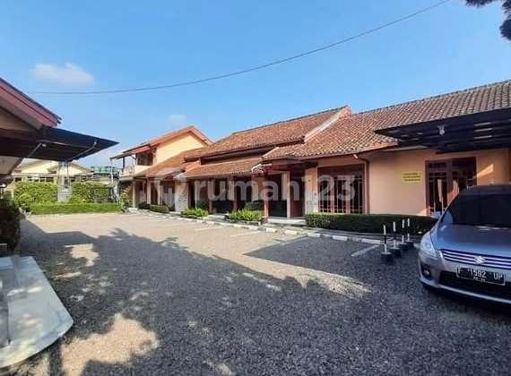 Comfortable &amp; Serene Villa Puncak Gadog in Bogor