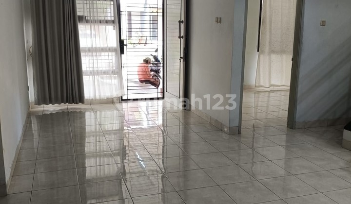 Rumah Siap Huni di Bsd City Cluster Cadilla