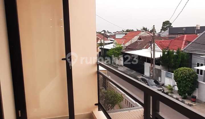 Rumah Baru 2 Lantai Villa Melati Mas, Serpong 2