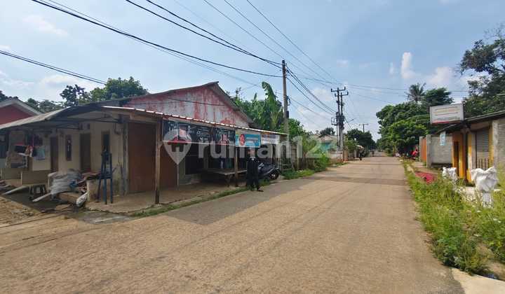 Super Strategic Land in Pagedangan 50m from BSD Grand Boulevard Road. Super Strategic Land in Pagedangan 50m from BSD Grand Boulevard Road.