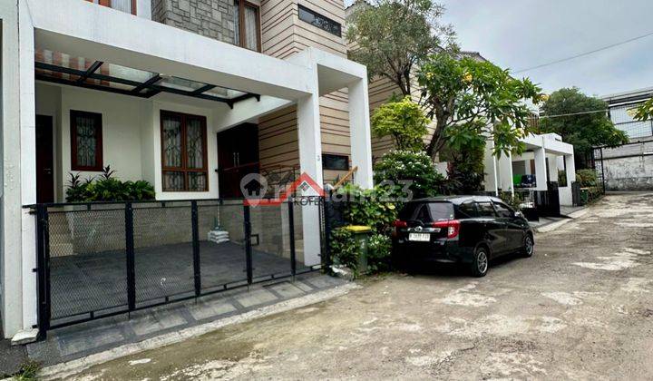 Rumah Siap Huni Dalam Townhouse Di Kebayoran Jakarta Selatan 1