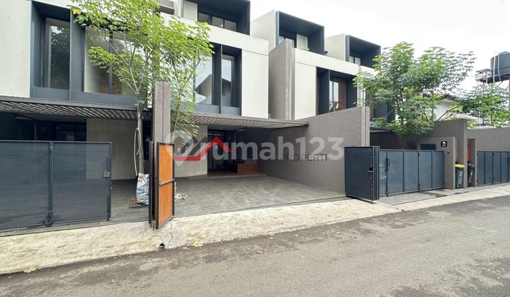 Rumah Baru Minimalis Modern Single House Lingkungan Nyaman Di Pusat Kemang Jakarta Selatan Rumah Baru Minimalis Modern Single House Lingkungan Nyaman Di Pusat Kemang Jakarta Selatan