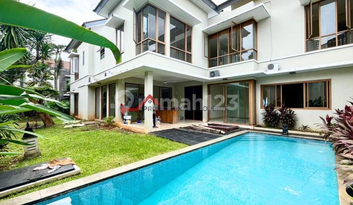 Rumah Dalam kompleks dengan Private Pool Area Pejaten Jakarta Selatan