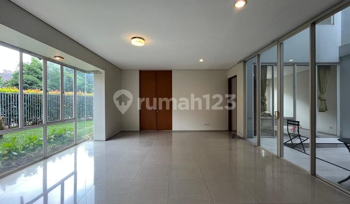 House for Rent in the Complex at Cilandak Behind Citos House for Rent in the Complex at Cilandak Behind Citos