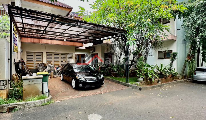Rumah Cantik Nuansa Bali di Area Lebak Bulus, Jakarta Selatan