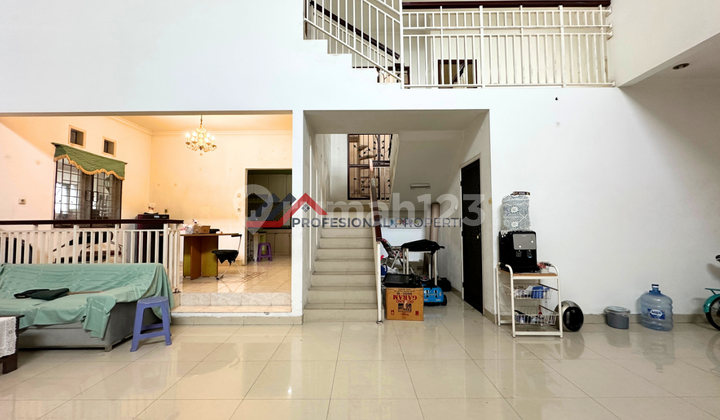 Rumah Bagus Terawat Halaman Luas di Jagakarsa Jakarta Selatan 2