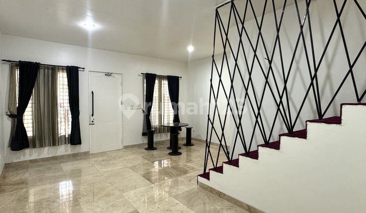 Rumah Minimalis Sangat Terawat 2