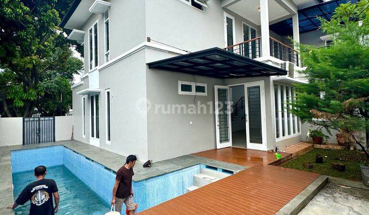 Rumah Sangat Terawat Private Swimming Pool