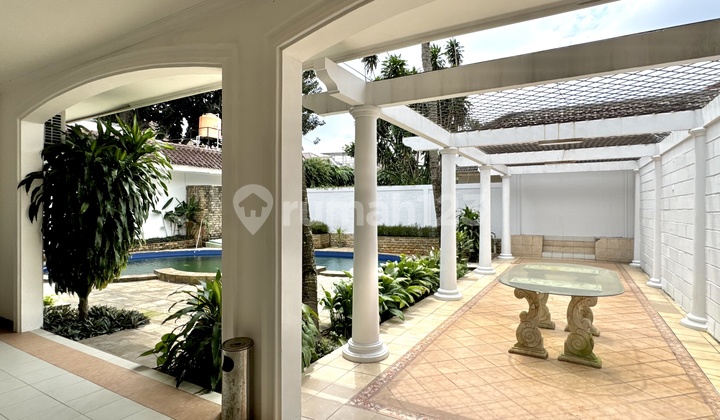 Rumah 1 Lantai Sangat Terawat bisa untuk Kantor