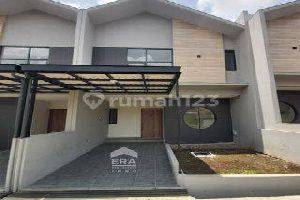 Rumah Baru Minimalis Di Sayap Setra Duta 1