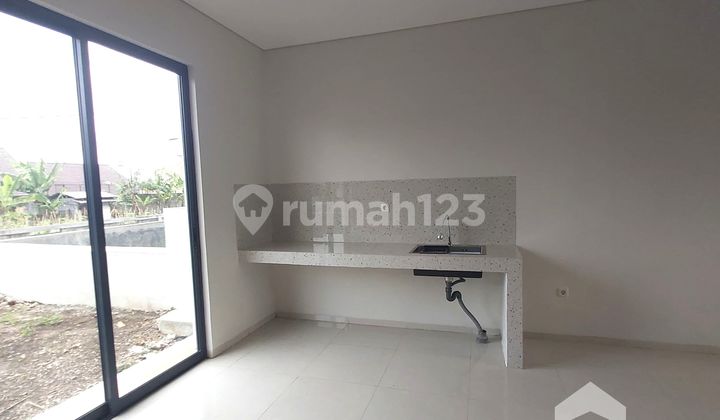 Rumah Baru Minimalis Di Sayap Setra Duta 2
