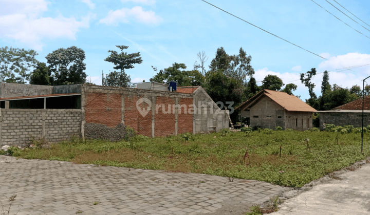 Tanah Matang Siap Bangun Ngemplak Jogja 300m Jl.raya Besi 2