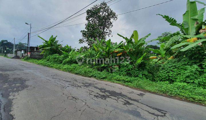 Tanah Nempel Jalan Aspal Ledok Argomulyo Salatiga  1