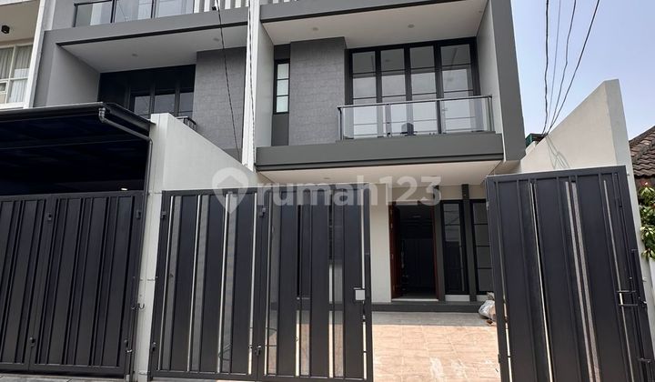 Dijual Rumah Sunrise Garden Jakarta Barat Brand New