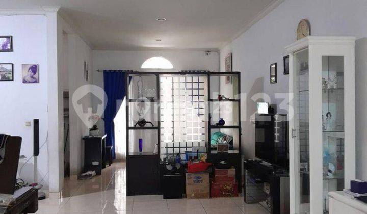 Rumah Cantik 2 Lantai SHM di Perumahan Puspita Loka Bsd  2