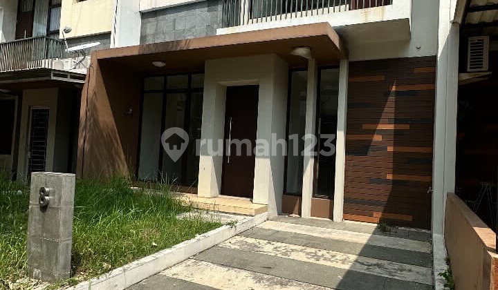 Unfurnished house in the Cosmo cluster, Lippo Cikarang. 2
