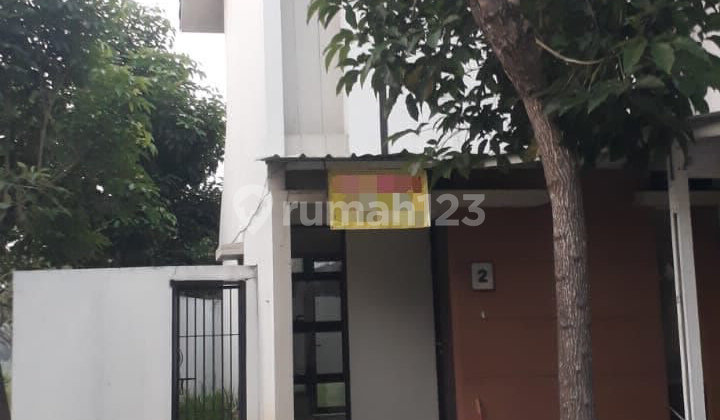 Rumah Hook Di La Freya Lippo Cikarang.   2