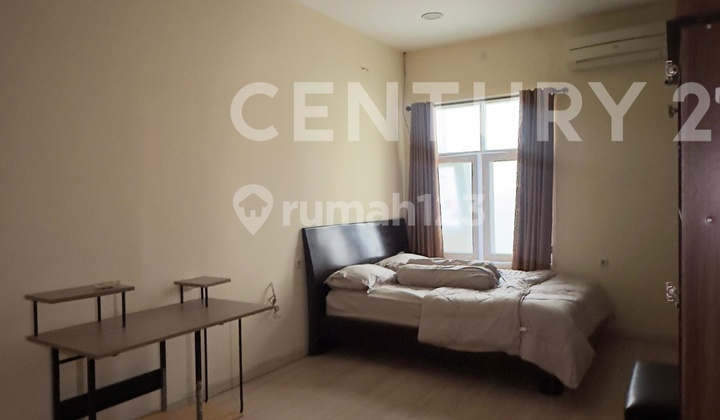 Rumah Bagus 2 Lantai Furnished Siap Huni Di Cluster  Beverly 2