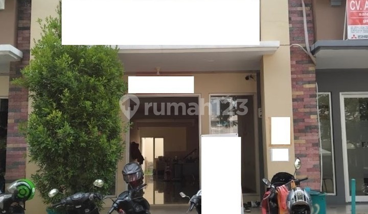 Amborsia 2-Story Ready-to-Use Shop House in Lippo Cikarang 2