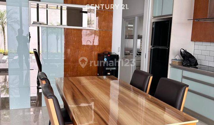 Rumah Mewah Furnished Siap Huni Di Cluster Vassa Lake 2