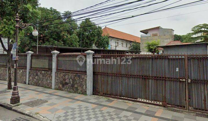 Dijual Ruang Usaha Jalan Bubutan Bangunan di Tengah Kota, Lokasi Strategis, Area Komersial 1