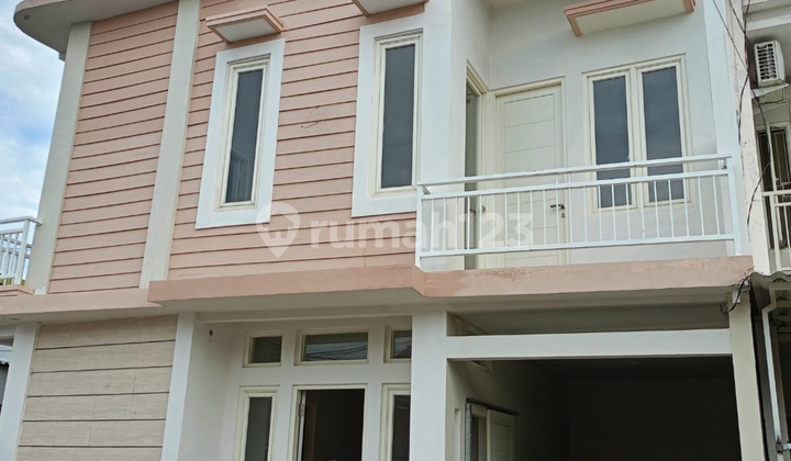 Dijual Rumah 2 Lantai Medokan Sawah Timur Dijual Rumah 2 Lantai Medokan Sawah Timur