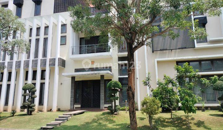 Dijual Rumah Luxury di Pakuwon Indah Lantai Marmer , Furnished 2