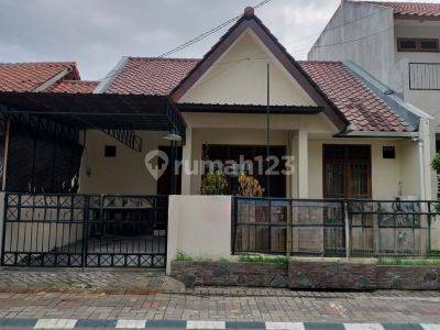 Termurah Disewakan Rumah Babatan Pratama Wiyung Minimalis Terawat Siap Huni 1