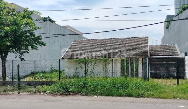 For Sale Commercial Area in Front of Unair Campus, Dharma Husada Regency 1