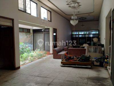 Dijual Rumah Hitung Tanah di Tengah Kota  2