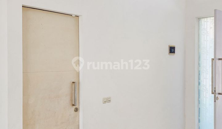 Dijual/Disewakan Rumah Minimalis 2 BR Unfurnish  2