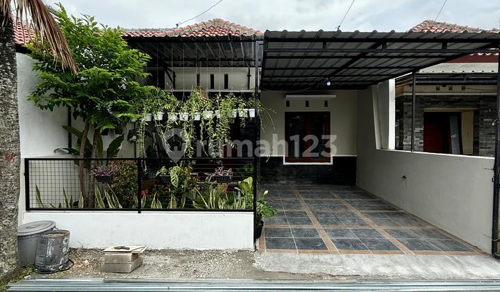 Rumah Cantik Limasan Full Furnished Dalam Perumahan di Sewon Bantul Dekat Kampus Atk Rumah Cantik Limasan Full Furnished Dalam Perumahan di Sewon Bantul Dekat Kampus Atk