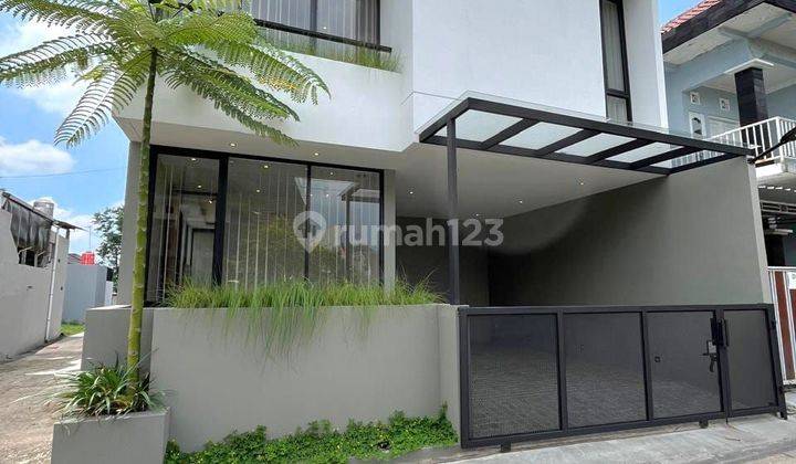 Istimewaa !!!! Rumah Baru Modern Industrial 2 Lantai Di Sukoharjo Ngaglik Fully Furnished Baru Utara 2 Lantai 1