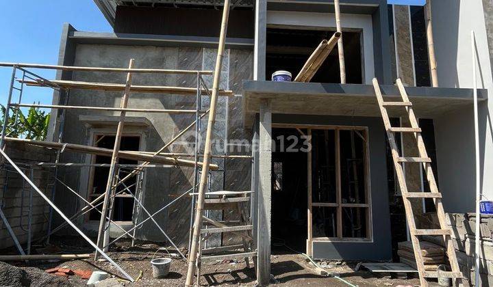 Rumah Mewah Konsep Mezanin Modern Unit Pojok Dengan Tata Ruang Nyaman Di Jalan Kaliurang Km 13 Ngemplak Sleman 1