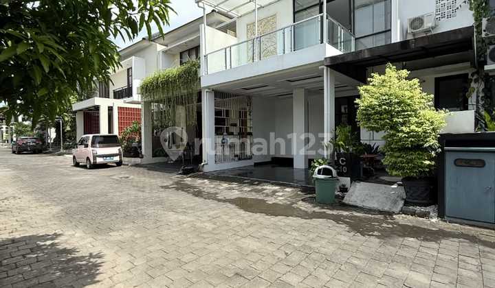 Menarik!!! Rumah Mewah 2 Lantai Semi Furnish Dalam Perumahan Elite Di Jalan Wonosari Km 7 Baturetno Banguntapan Dekat Nascomo Janti  2