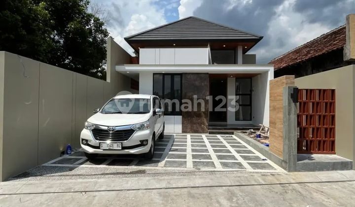 Rumah Cantik Tropis Modern Tanah Luas View Sawah Tepi Aspal Di Jalan Kaliurang Km 10 Dekat Pasar Gentan 