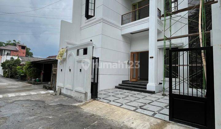 Istimewa!!! Rumah Super Cantik Mewah Baru Modern Klasik Di Area Premium Plemburan Jalan Kaliurang Km.6 Dekat Kampus Ugm 2