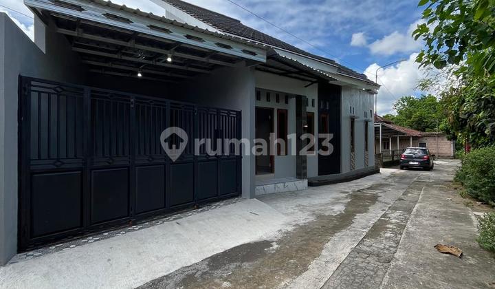 Murah Banget!!! Rumah Baru Cantik Minimalis Harga Ekonomis Di Wirokerten Banguntapan Bantul 2