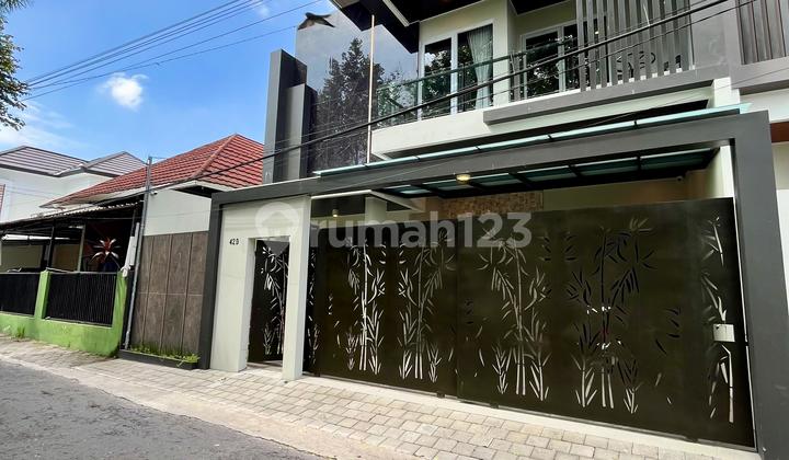 Rumah Mewah Lux 2 Lantai Istimewa Fully Furnished Di Area Premium Purwomartani Sleman Dekat Swalayan Pamela 