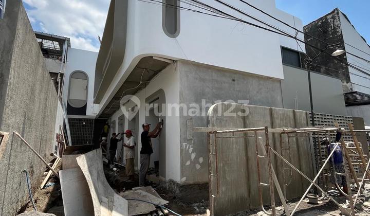 Strategis !!!! Kost Eklusif 10 Kamar 2 Lantai Modern Full Furnished Di Condong Catur Depok. Sleman Dekat Kampus Upn Dan Pakuwon Mall 