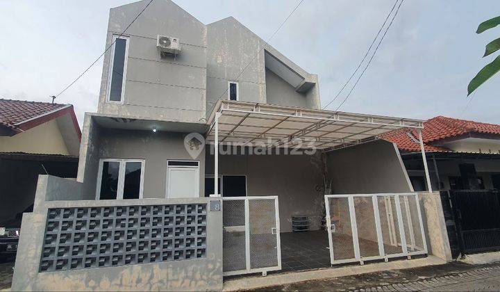 Rumah 2 Lantai Bagus Furnished SHM di Jalan Imogiri Barat, Yogyakarta 1